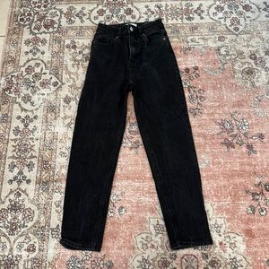 H&M black mom jeans size 2